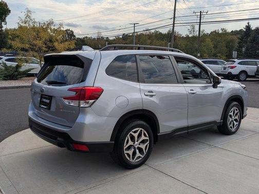 2023 Subaru Forester 2.5i Premium
