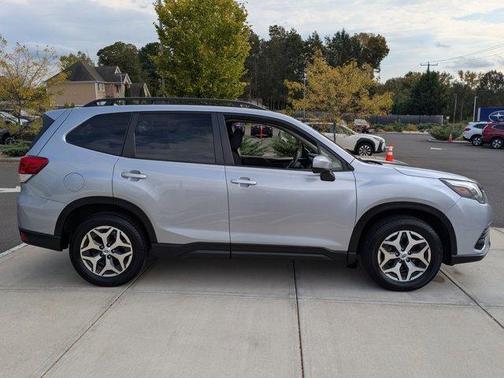 2023 Subaru Forester 2.5i Premium