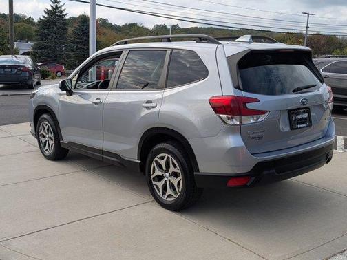 2023 Subaru Forester 2.5i Premium