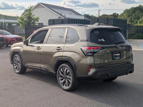 Autumn Green Metallic 2026 Subaru Forester Touring
