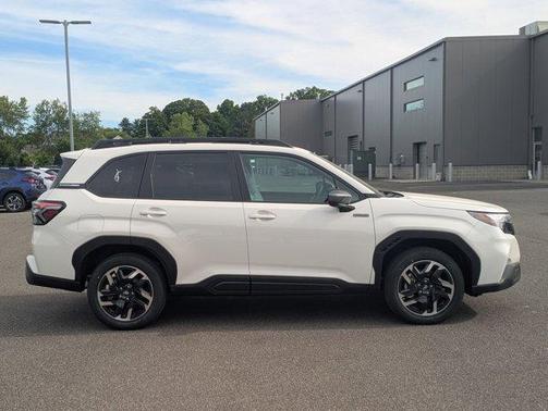 Crystal White Pearl 2026 Subaru Forester Premium
