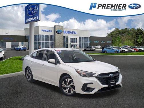 Crystal White Pearl 2024 Subaru Legacy Premium