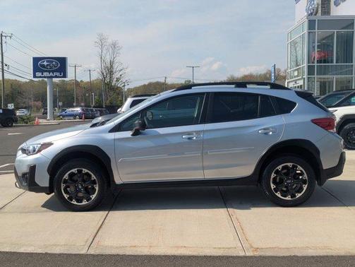 Ice Silver Metallic 2022 Subaru Crosstrek Base