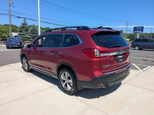 2022 Subaru Ascent Premium 8-Passenger