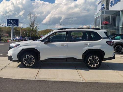 Crystal White Pearl 2025 Subaru Forester