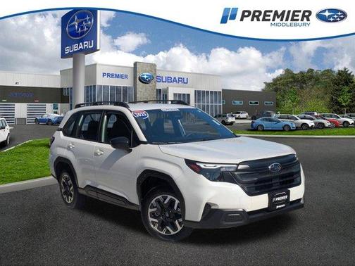 Crystal White Pearl 2025 Subaru Forester