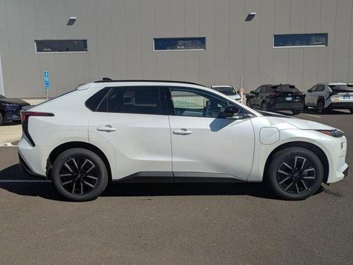 2026 Subaru Solterra Premium