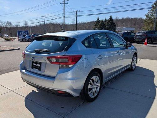 2022 Subaru Impreza Base