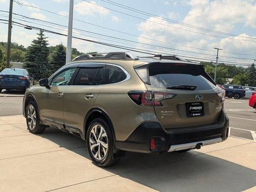 2021 Subaru Outback Touring