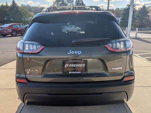 Olive Green Pearlcoat 2019 Jeep Cherokee Latitude