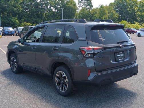 Magnetite Gray Metallic 2026 Subaru Forester Premium