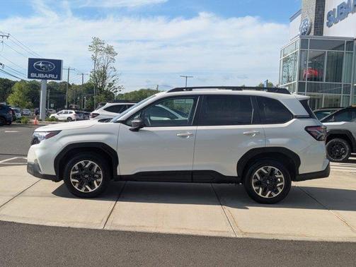 Crystal White Pearl 2025 Subaru Forester Premium