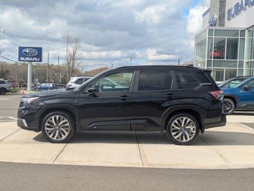 Crystal Black Silica 2025 Subaru Forester Touring