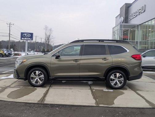 2023 Subaru Ascent Premium 7-Passenger