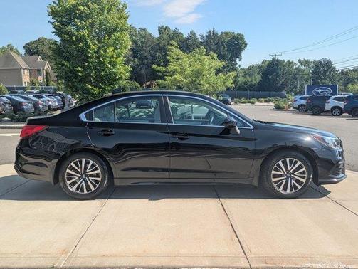 Crystal Black Silica 2018 Subaru Legacy 2.5i Premium