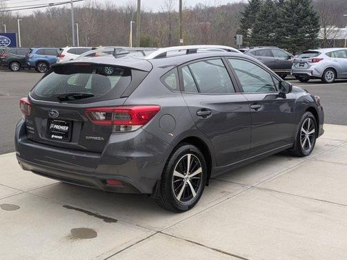 2022 Subaru Impreza Premium