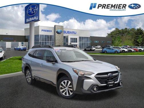 Ice Silver Metallic 2023 Subaru Outback Premium