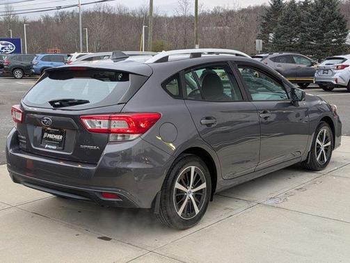 2019 Subaru Impreza 2.0i Premium