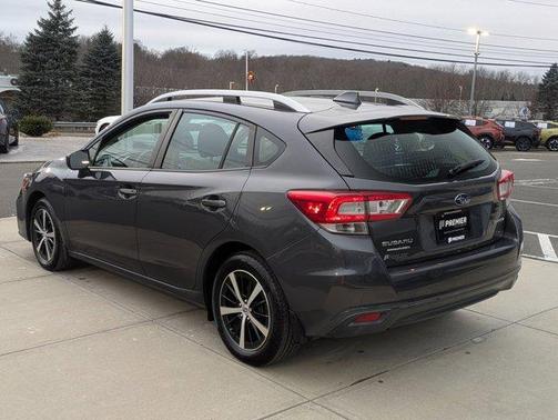 2019 Subaru Impreza 2.0i Premium