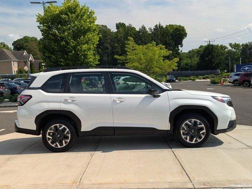 Crystal White Pearl 2025 Subaru Forester
