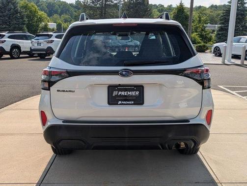 Crystal White Pearl 2025 Subaru Forester