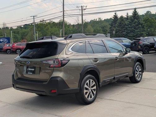 Autumn Green Metallic 2025 Subaru Outback Premium