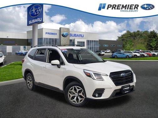 Crystal White Pearl 2024 Subaru Forester Premium