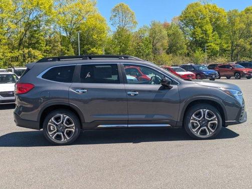 Magnetite Gray Metallic 2026 Subaru Ascent Touring