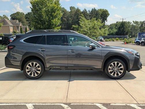 2025 Subaru Outback Touring XT
