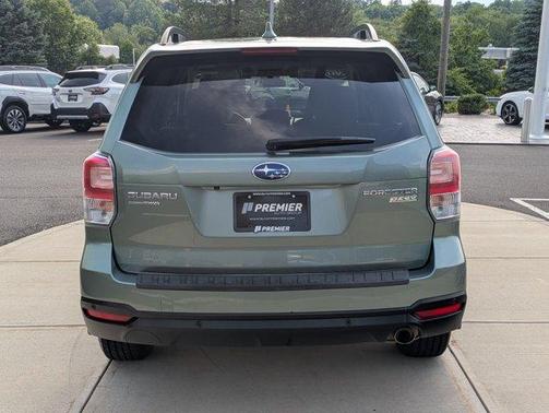 Jasmine Green Metallic 2017 Subaru Forester 2.5i Limited