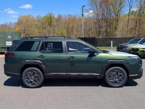 Deep Emerald Green 2026 Subaru Outback Premium