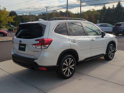 Crystal White Pearl 2023 Subaru Forester Limited
