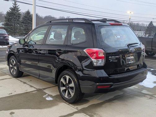 2017 Subaru Forester 2.5i