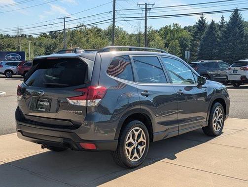Magnetite Gray Metallic 2020 Subaru Forester Premium
