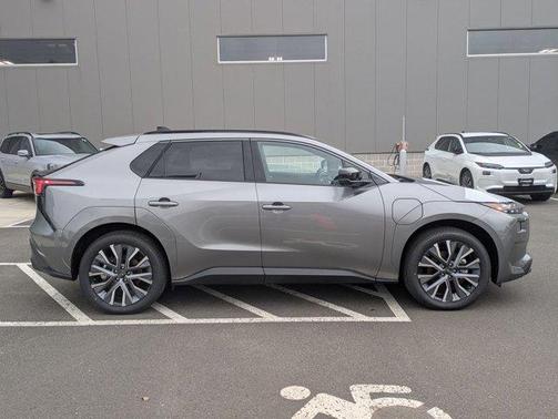 2026 Subaru Solterra Limited