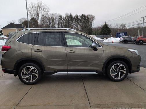 2023 Subaru Forester Touring