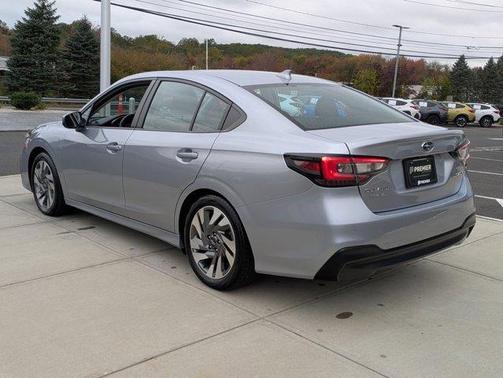 2024 Subaru Legacy 