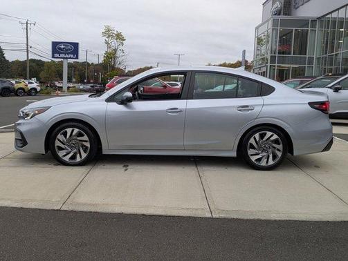 2024 Subaru Legacy 