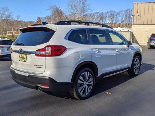 Photo 3 of 25 of 2020 Subaru Ascent Limited 7-Passenger