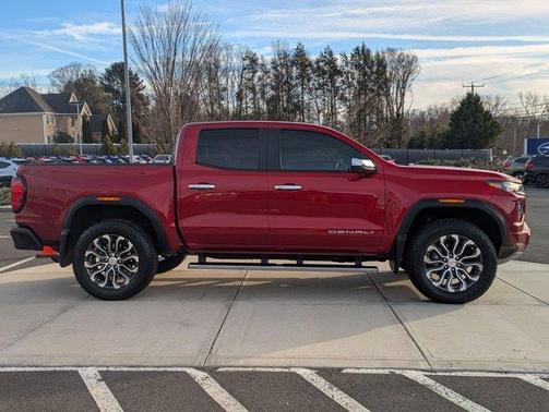 2023 GMC Canyon Denali