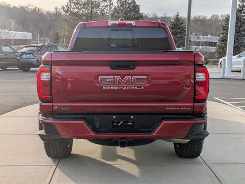 2023 GMC Canyon Denali