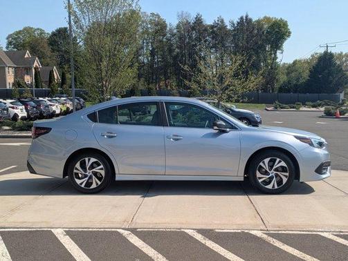 Ice Silver Metallic 2021 Subaru Legacy