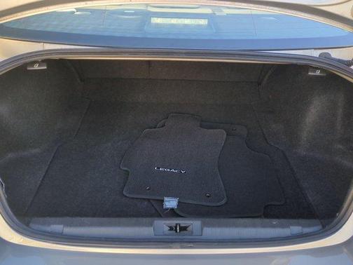 Tungsten Metallic 2019 Subaru Legacy