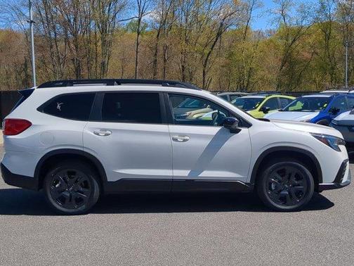 Crystal White Pearl 2026 Subaru Ascent Onyx Edition Touring