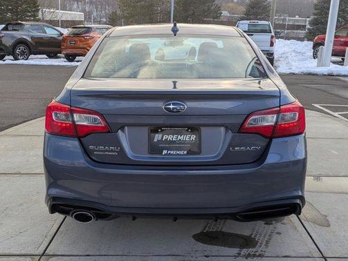 2018 Subaru Legacy 2.5i Premium