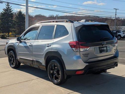 Ice Silver Metallic 2022 Subaru Forester Wilderness