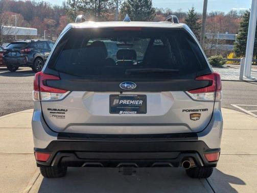 Ice Silver Metallic 2022 Subaru Forester Wilderness