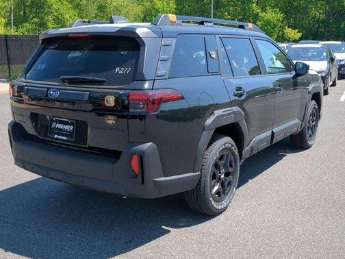 Crystal Black Silica 2026 Subaru Outback Wilderness