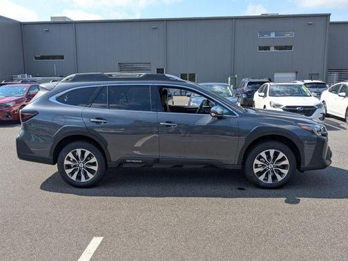2025 Subaru Outback Touring