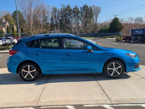 Ocean Blue Pearl 2022 Subaru Impreza Premium